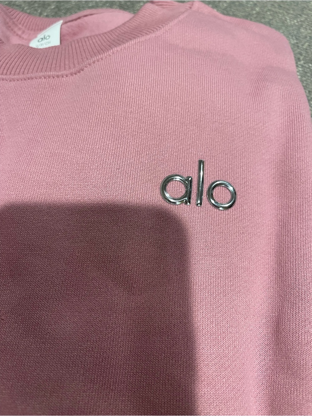 ALO Yoga crewneck pullover pink wild rose size small - Picture 2 of 5